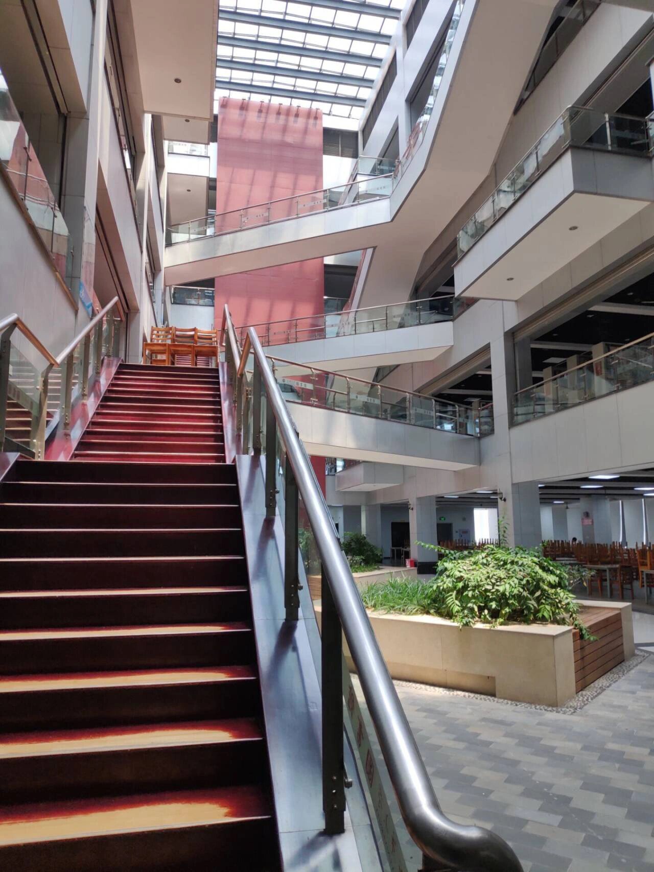 【西华大学图书馆】 篇 #西华大学# #图书馆