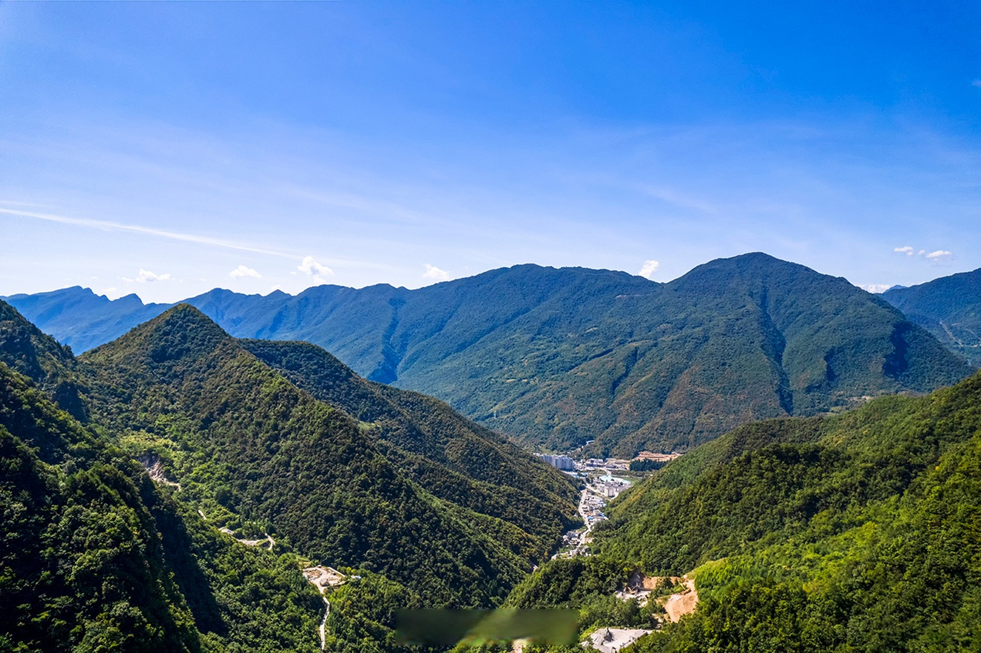 神农架五峰山图片