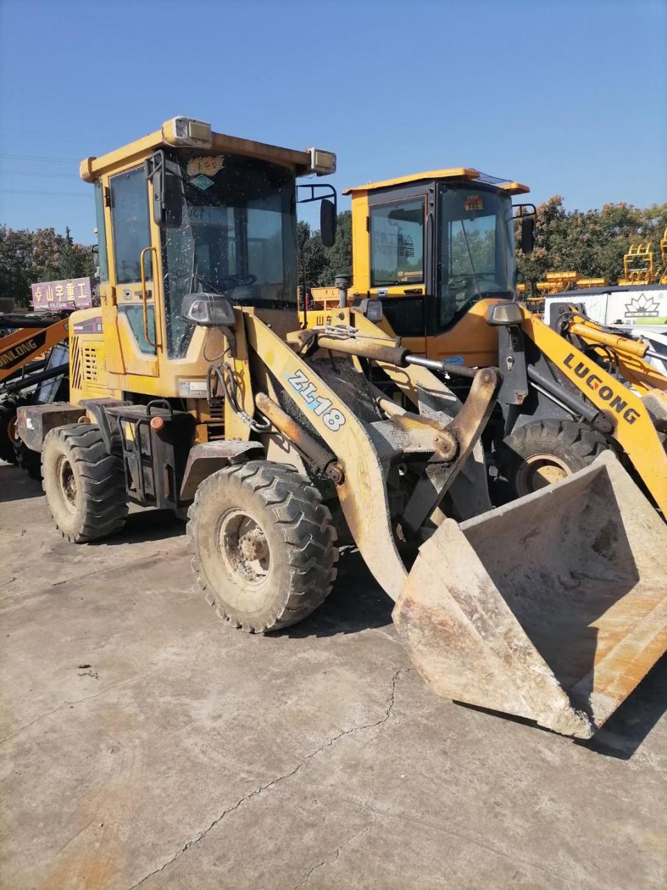 和丰18铲车 手动挡油刹 云内490 20.