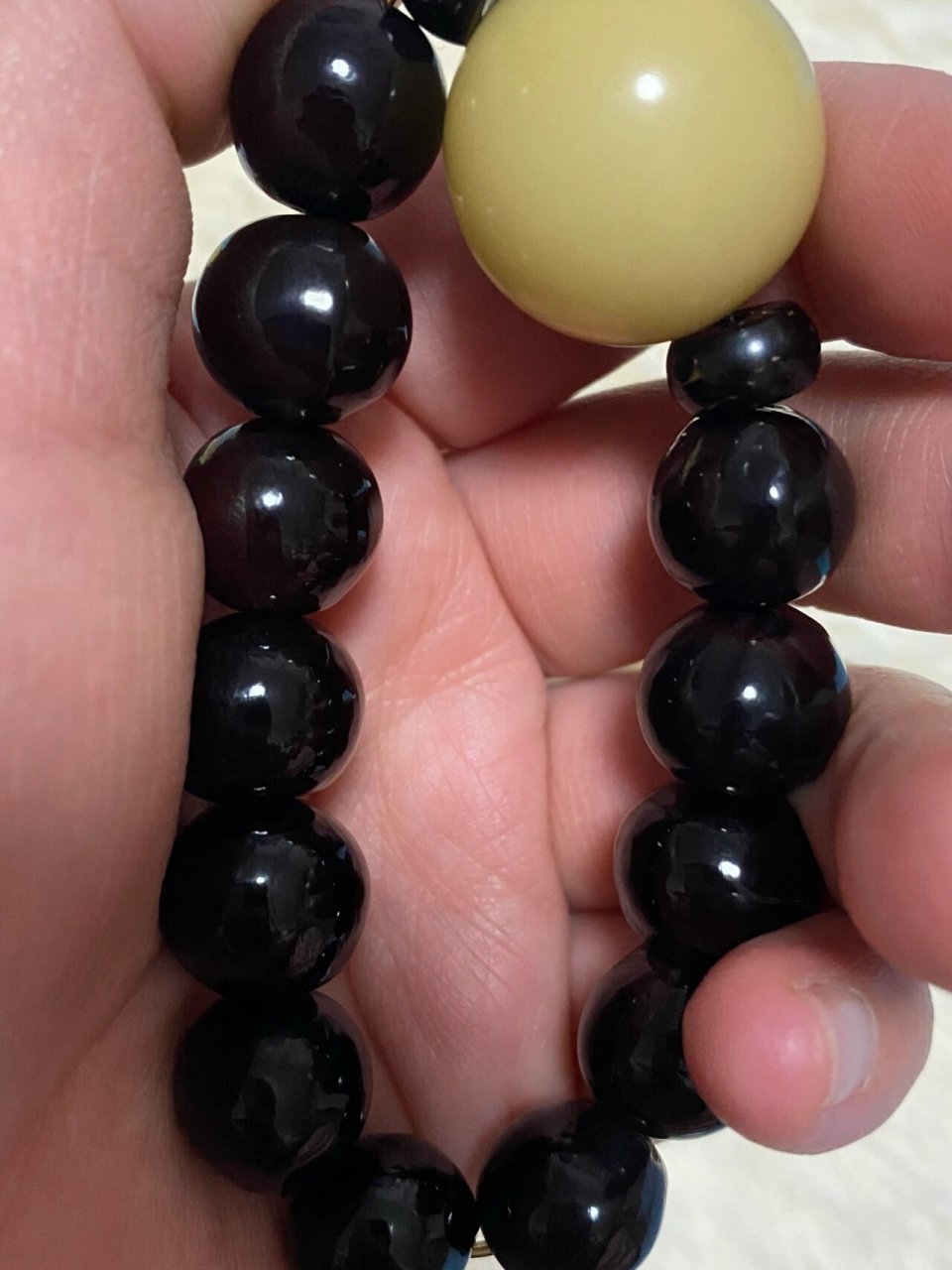 木患子又名鬼见愁 可以说感情很深的一串手串,从乌乌的那种黑盘到现在