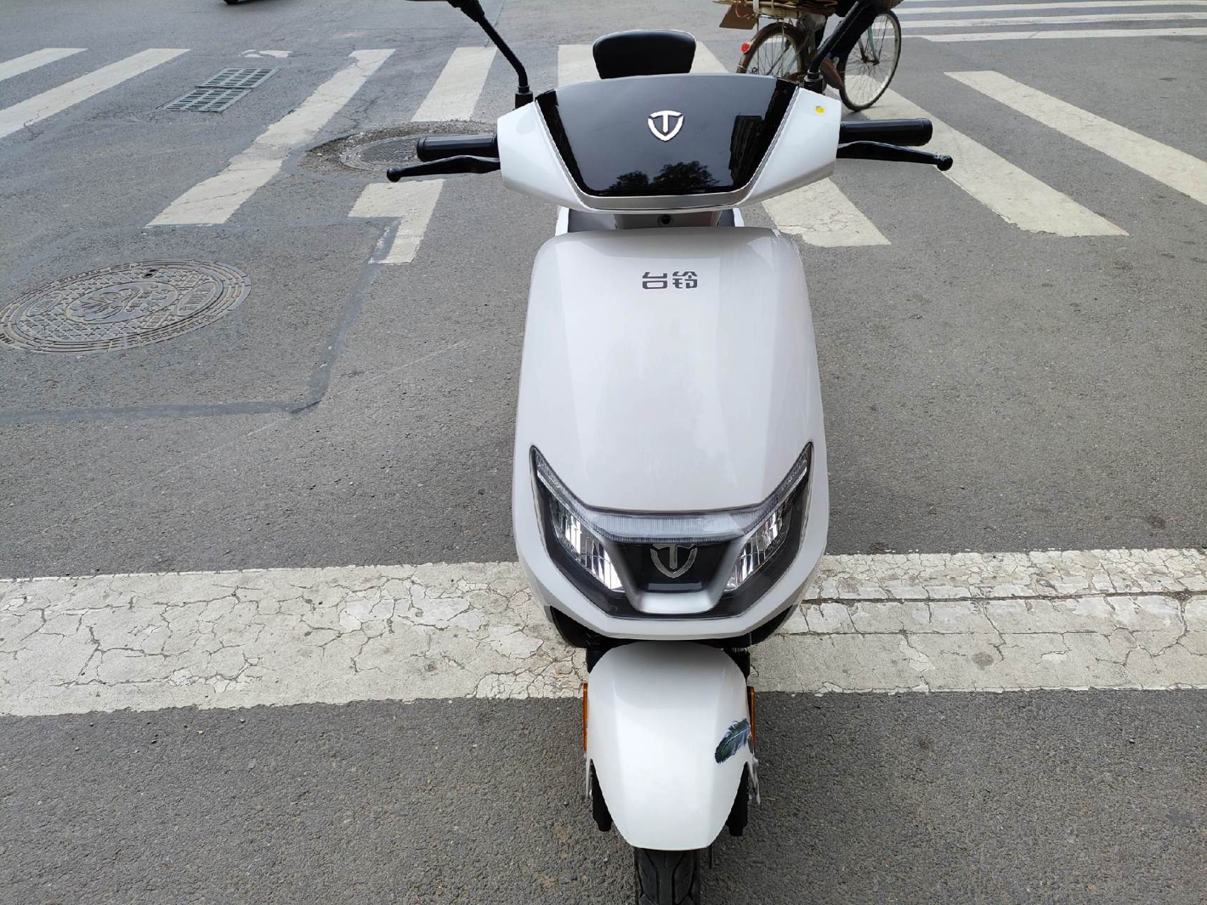 新到精品台铃a3优跑大踏板电动车!