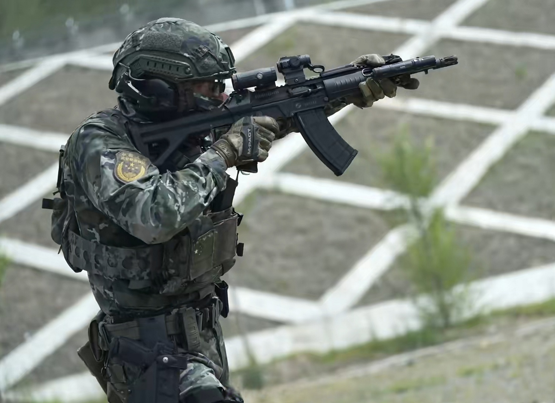 超酷的中国武警特战