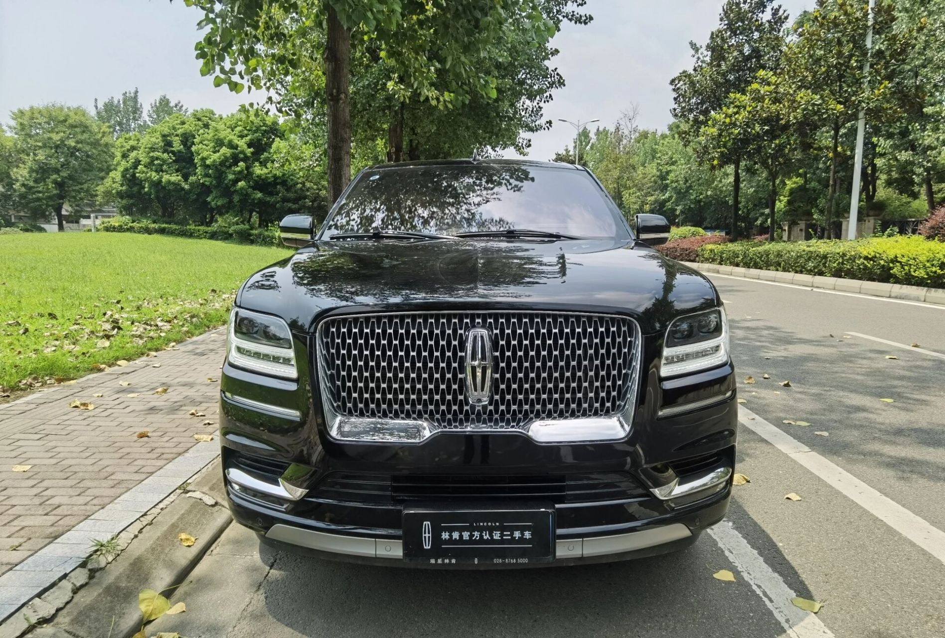 林肯官方认证二手车-20款领航员尊耀版 【车辆名称】2020款 领航员 3.