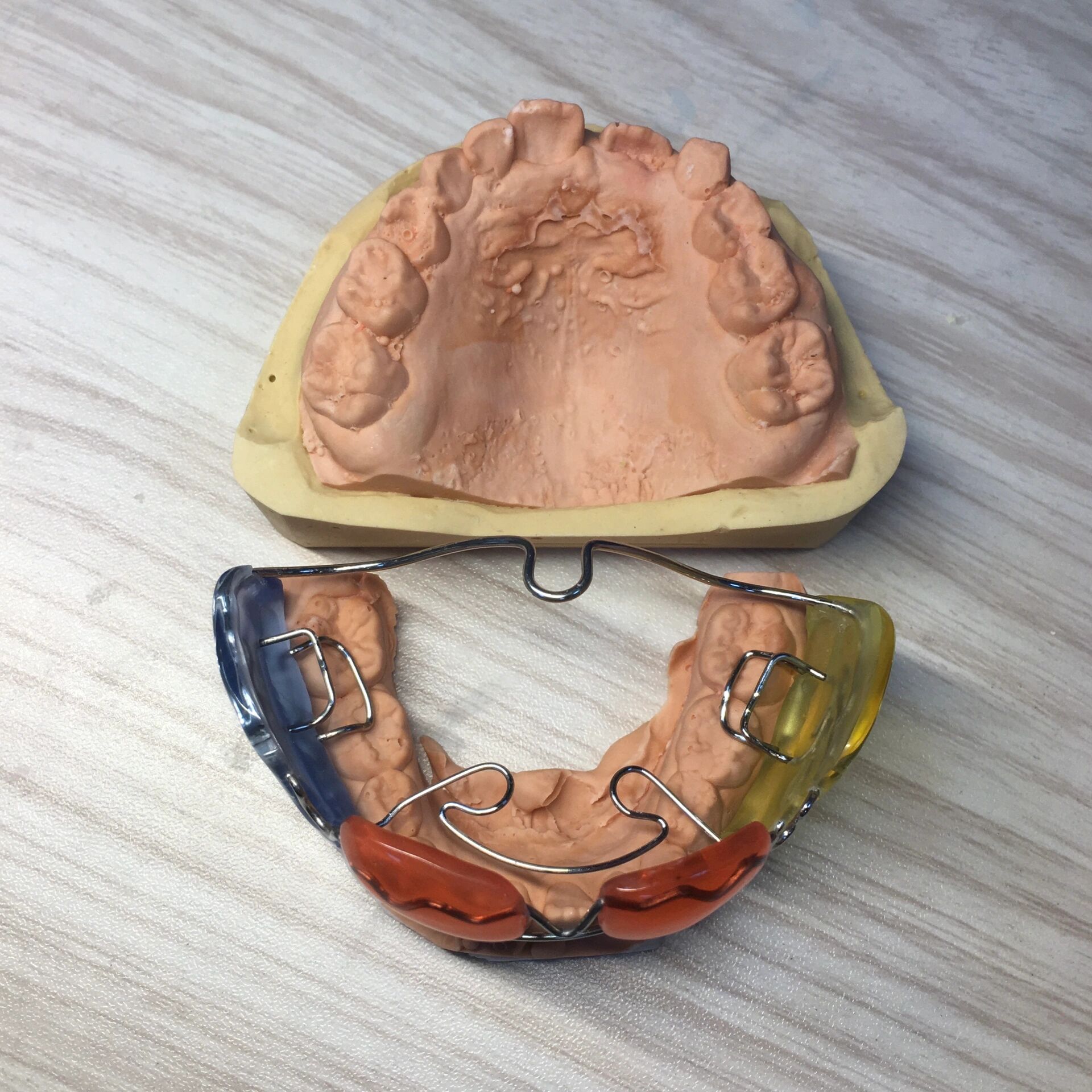 你家小孩的牙齿是地包天吗6015 法兰克3功能矫正器frank3 产品