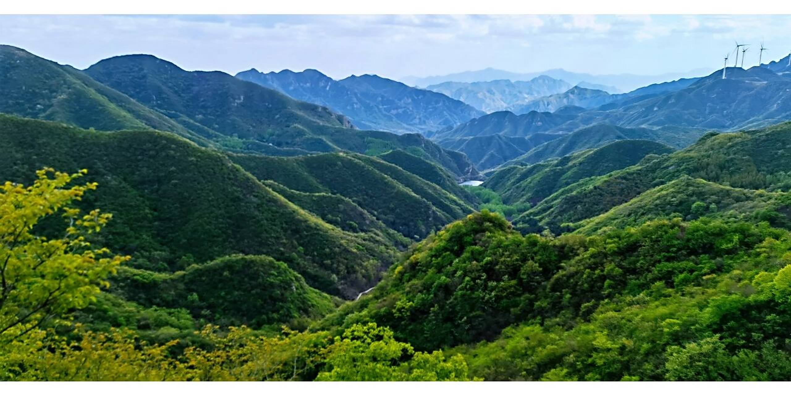 2021年8月来的时候,意犹未尽,今日再爬长峪城,依旧惊艳.