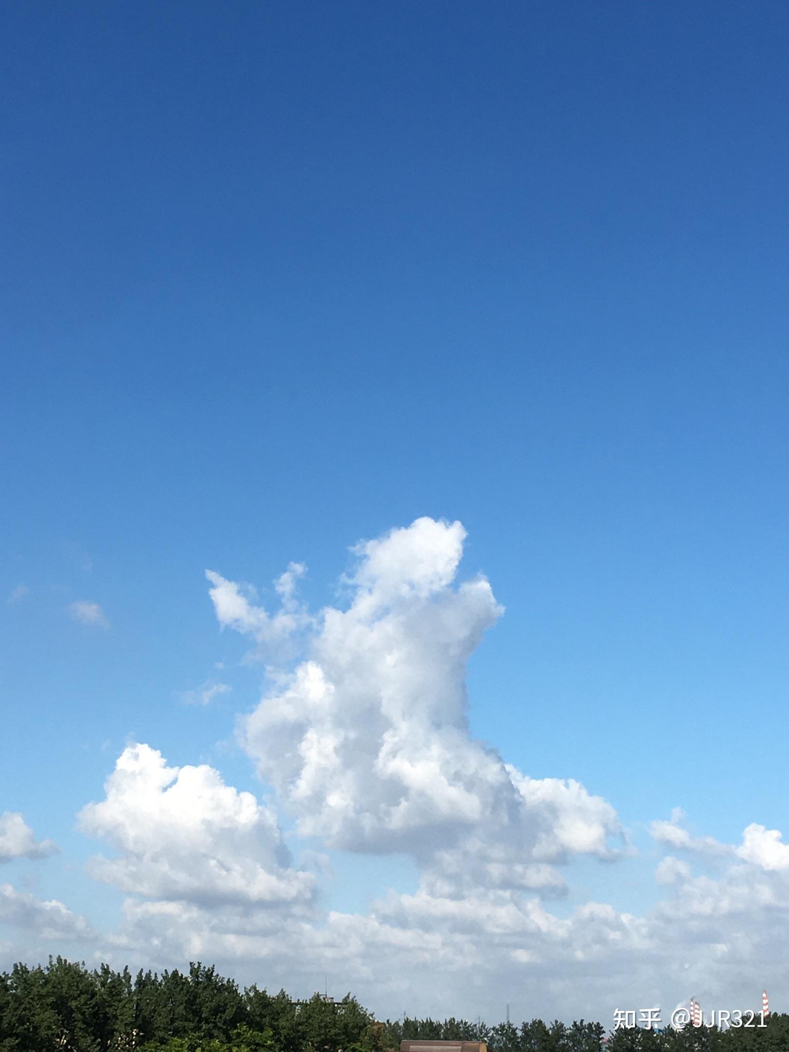 晴朗天空图片唯美图片