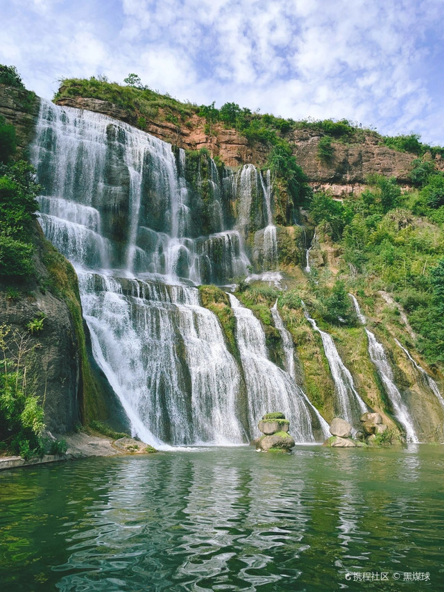 山阳月亮湾风景区介绍图片