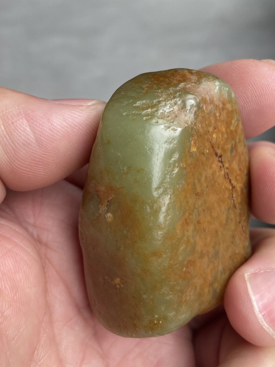 甘肃境内除了临洮的马衔山玉矿之外,还有肃北的马鬃山玉矿,以及敦煌的