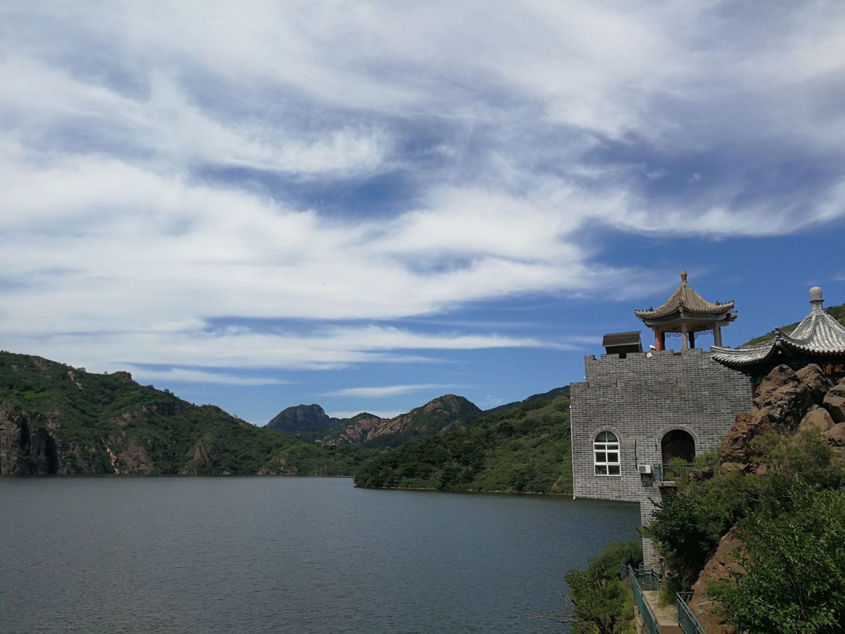 秦皇岛燕塞湖游记—美丽的秦皇岛 燕塞湖 夏都燕塞湖 如玉落大地 远聆