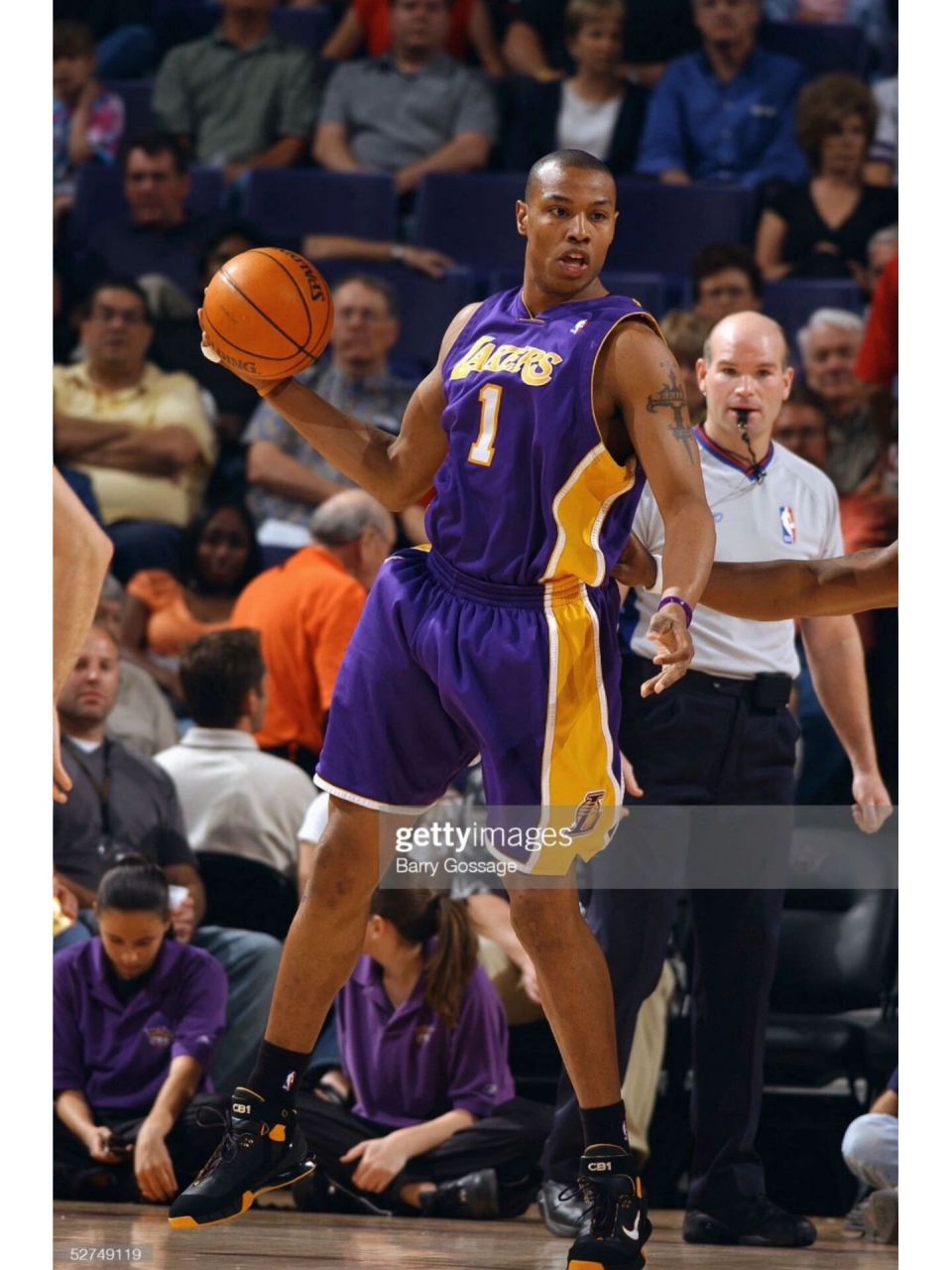 nike 2k5 卡隆巴特勒pe 科比"小迷弟"卡隆巴特勒湖人时期客场配色