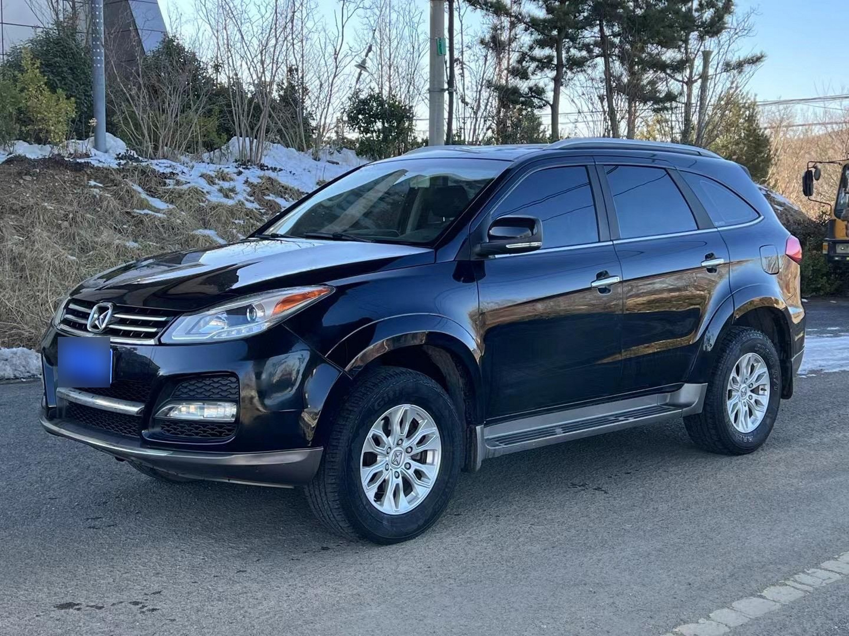 2015年1月挂牌江铃驭胜s350,柴油2.