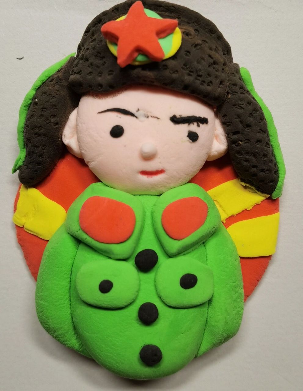 学习雷锋好榜样(彩泥制作雷锋雕塑 )