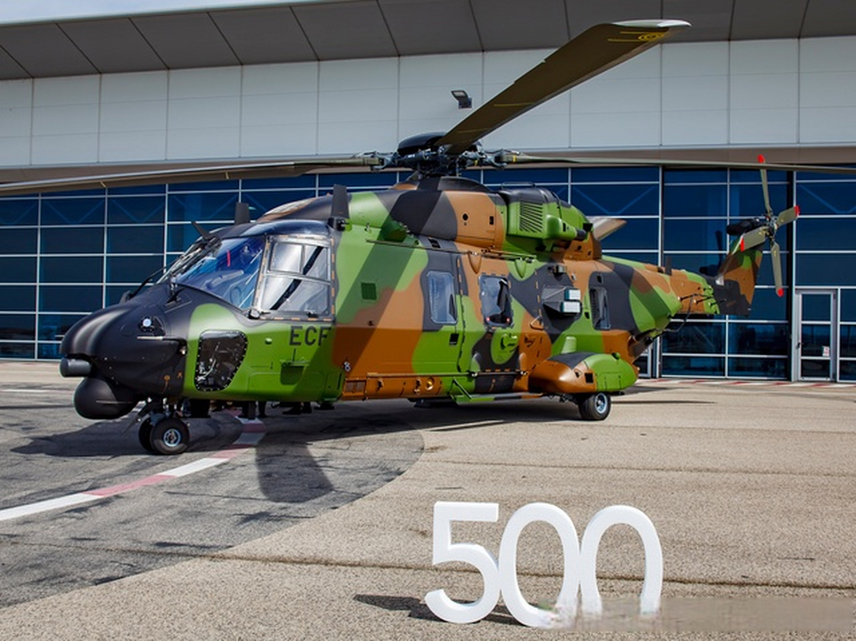 空客交付第500架nh90