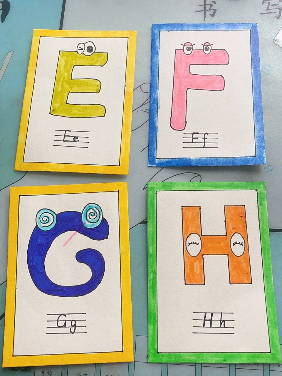 英文字母卡片 三年级手工制作英文小卡片