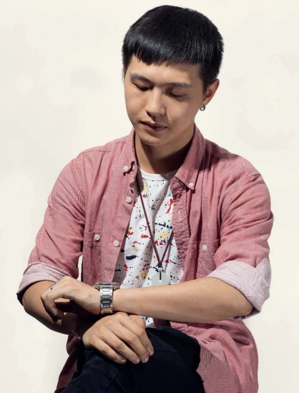 盘点那些半身像照片素材的帅哥们