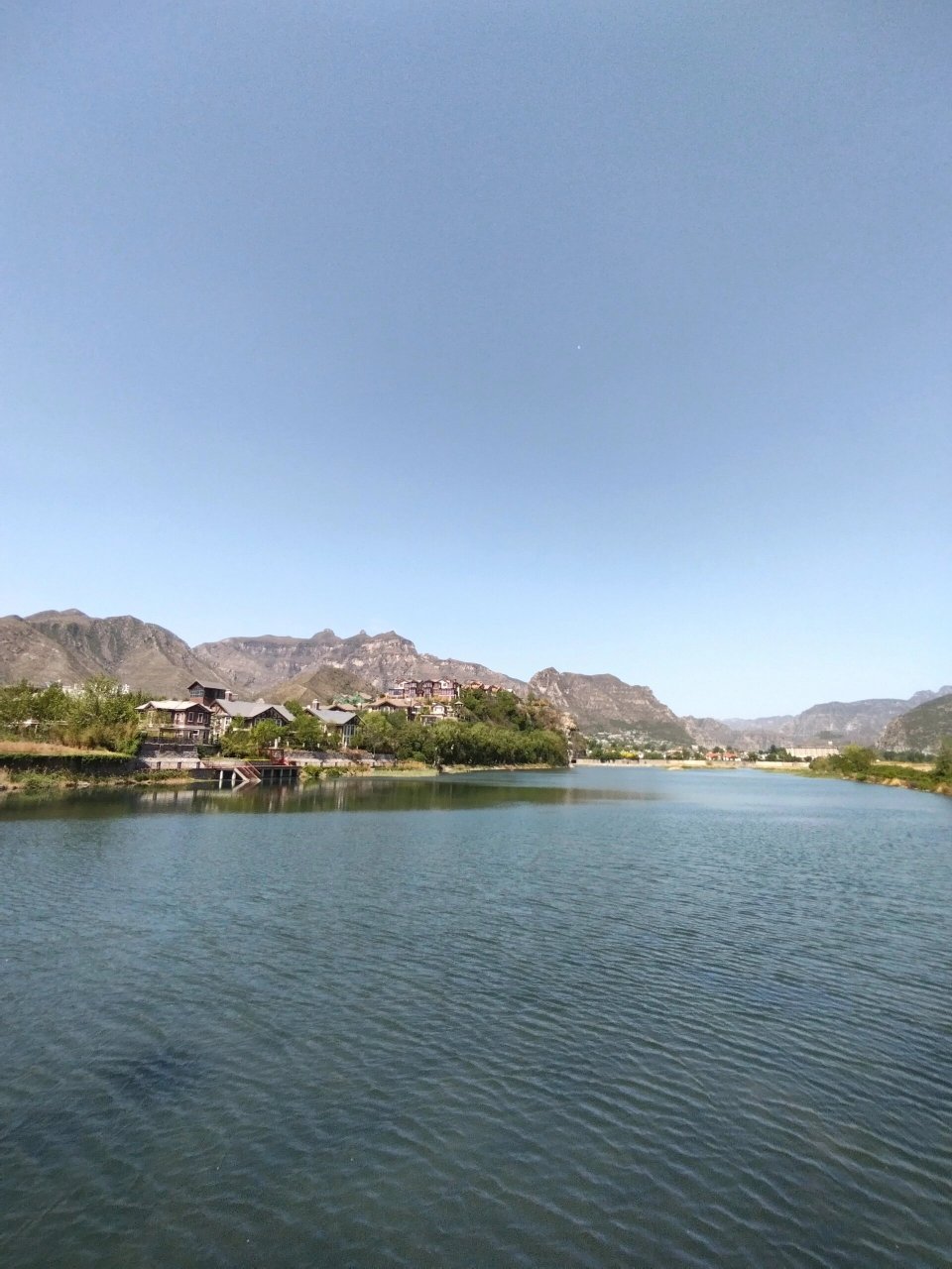 保定涞水天鹅湖景区,重点免费环境好 免费的,水非常漂亮清澈#旅游