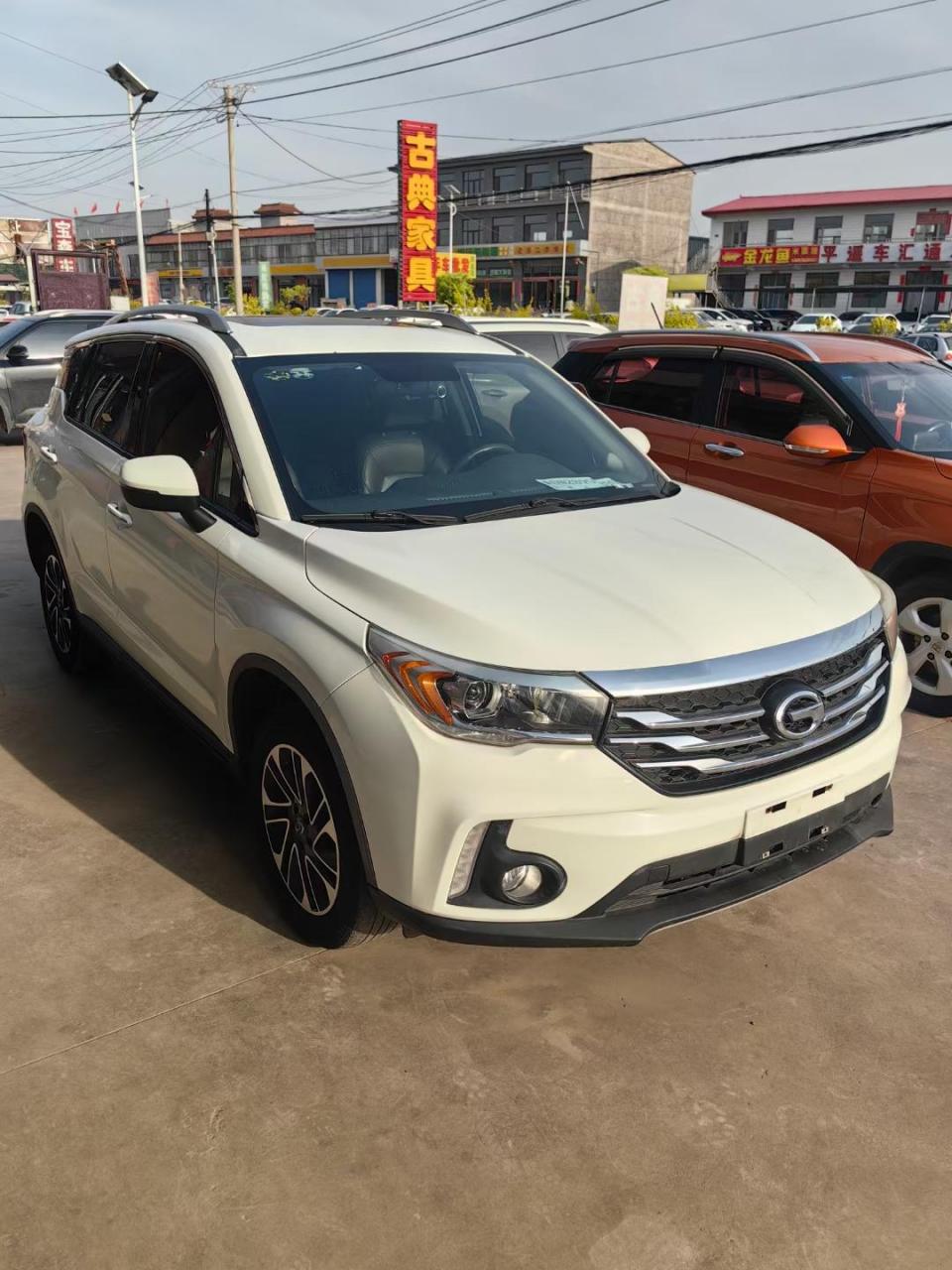 16年广汽传祺gs4  1.3t  手动豪华 4.5米长suv 支持分期置换