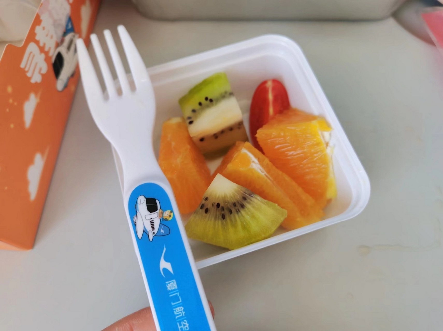 厦航的儿童餐有多好吃 那是相当好吃,很nice～ 厦门航空公众号=》服务