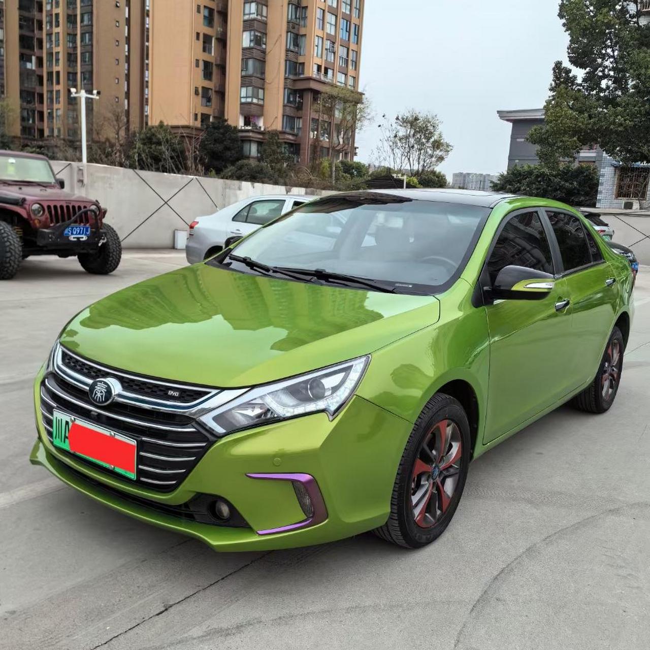 秦 新能源￥3万多 【上 户】2018年8月 【车 型】比亚迪秦 新能源