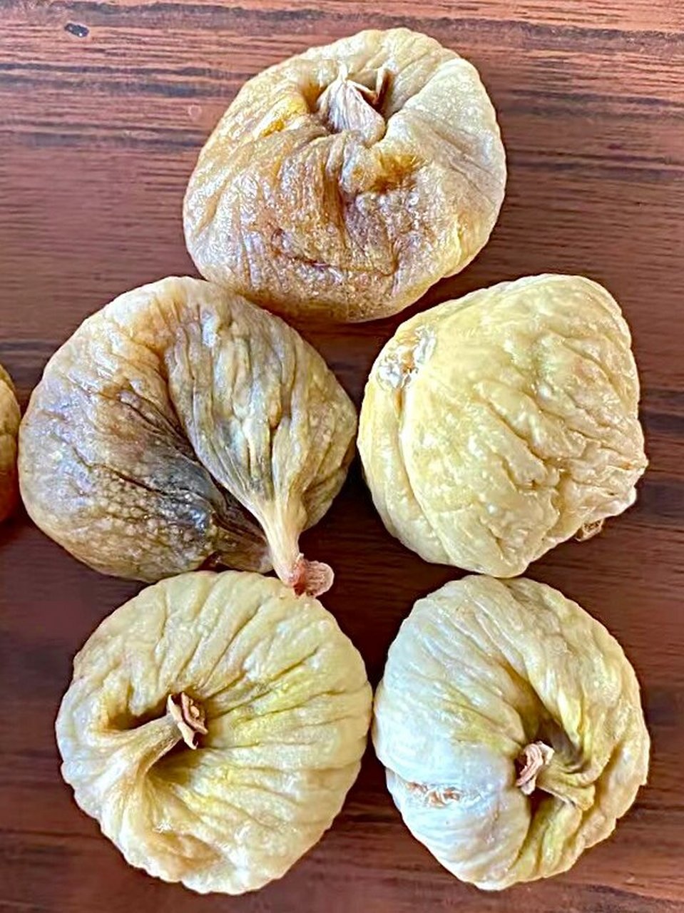 94无花果的功效与作用 无花果是一种稀有水果,是新疆的名优特产