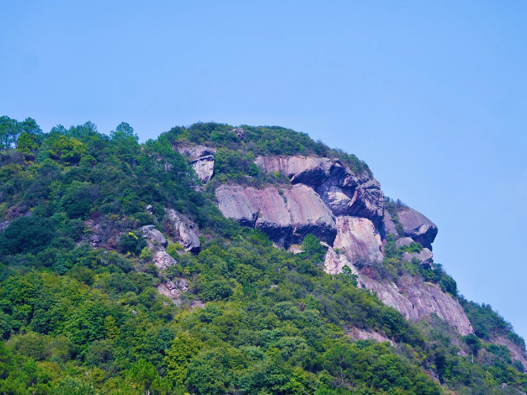 方虎山图片