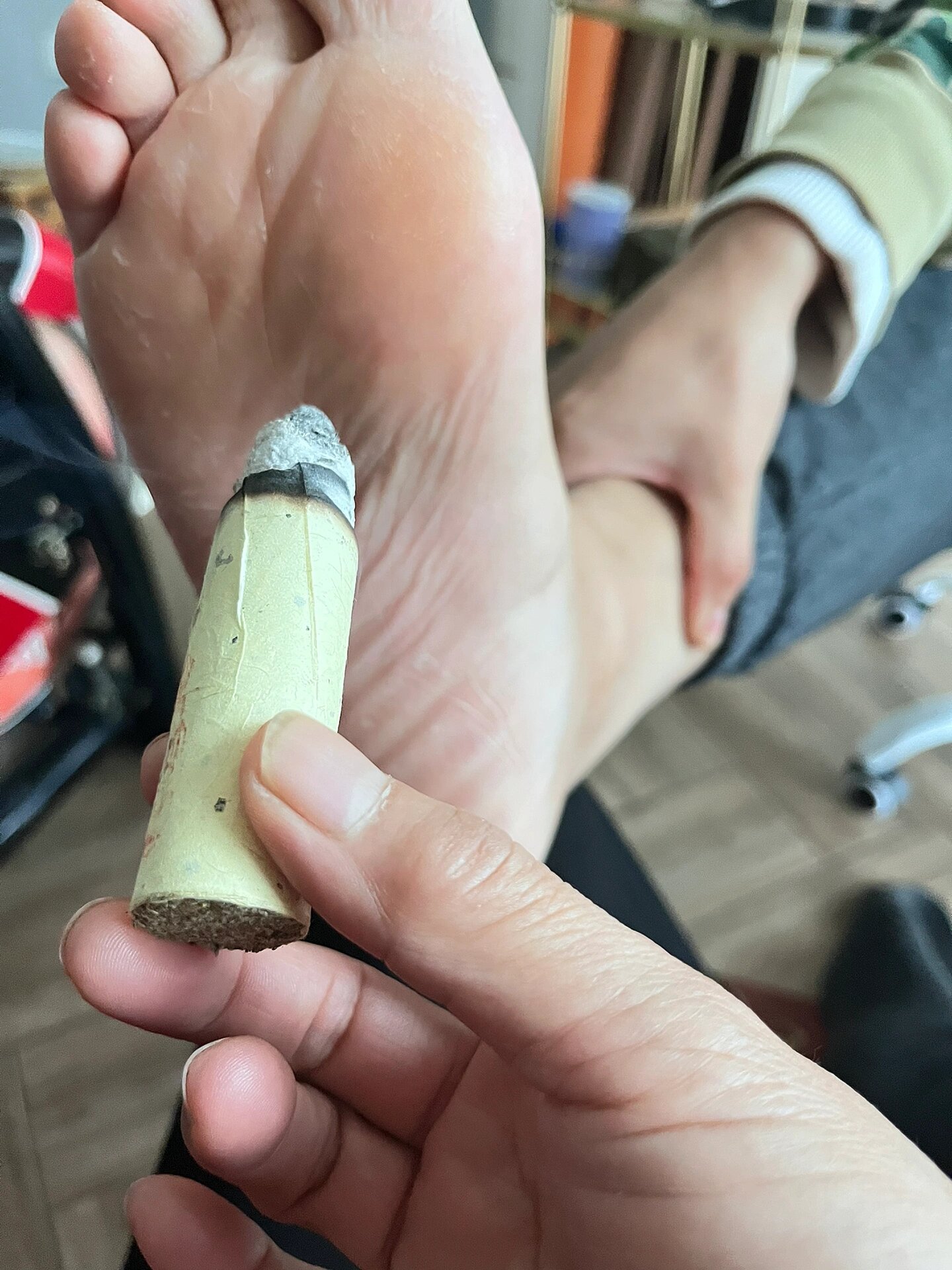 在我们人体的脚底部位,有个普通却又强大的穴位,一旦把它打通,就会从