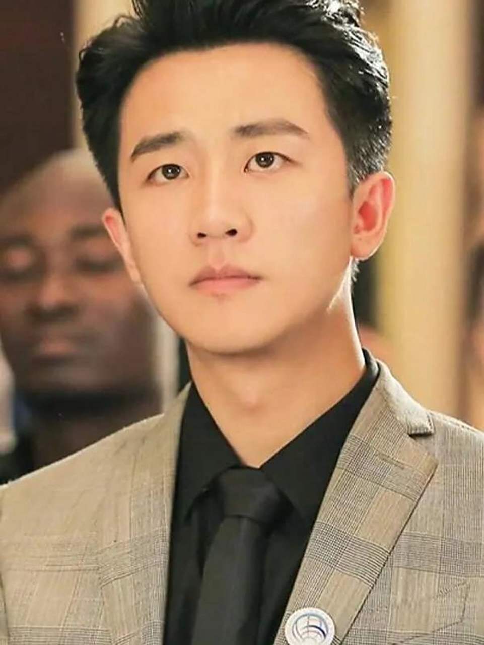 大家对于"美男子"的印象就停留在浓眉大眼和双眼皮上,但这几年的"单