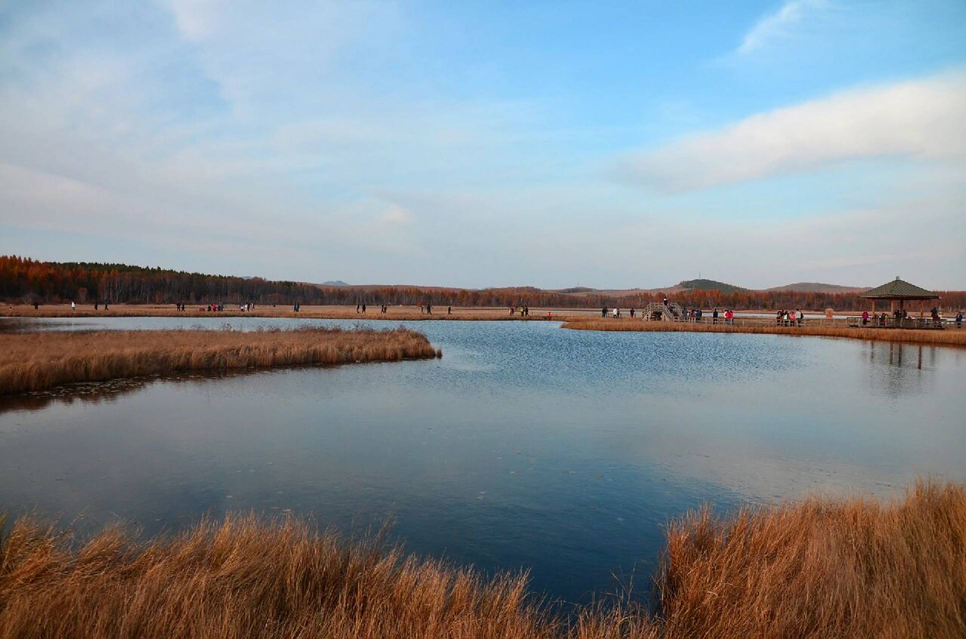 赏秋推荐: 秋天的传奇–塞罕坝 ▲ 塞罕坝清朝时为木兰围场,木兰在