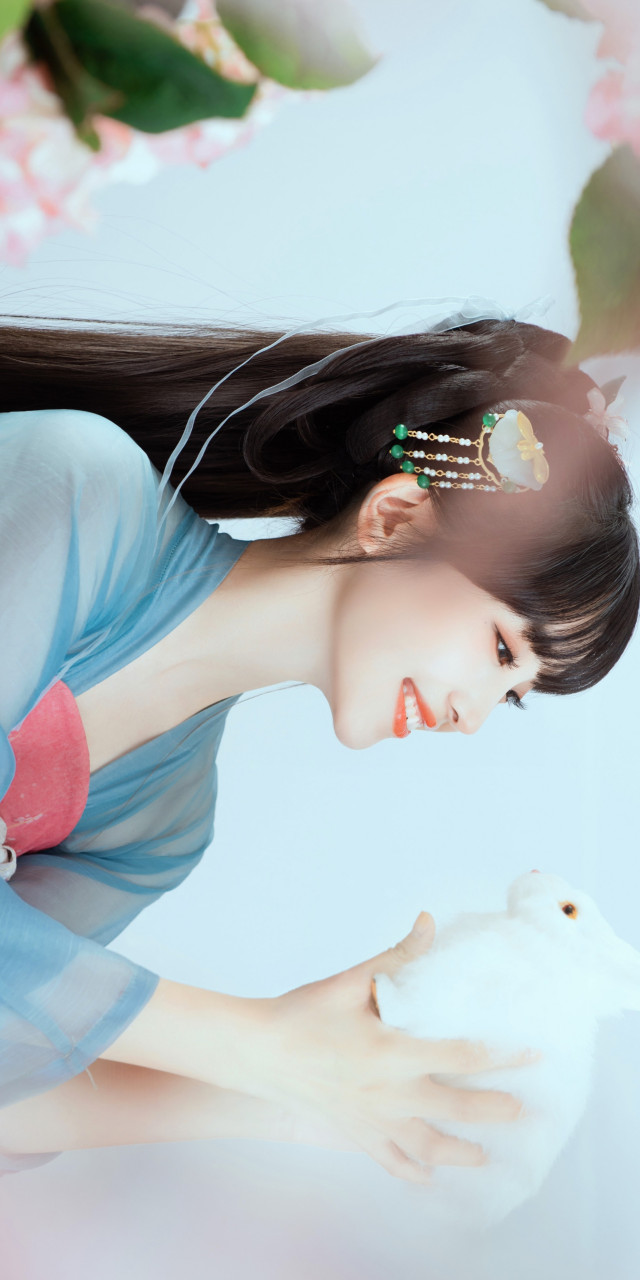 许梦圆柔美古风壁纸精选:大眼萌妹子好可爱