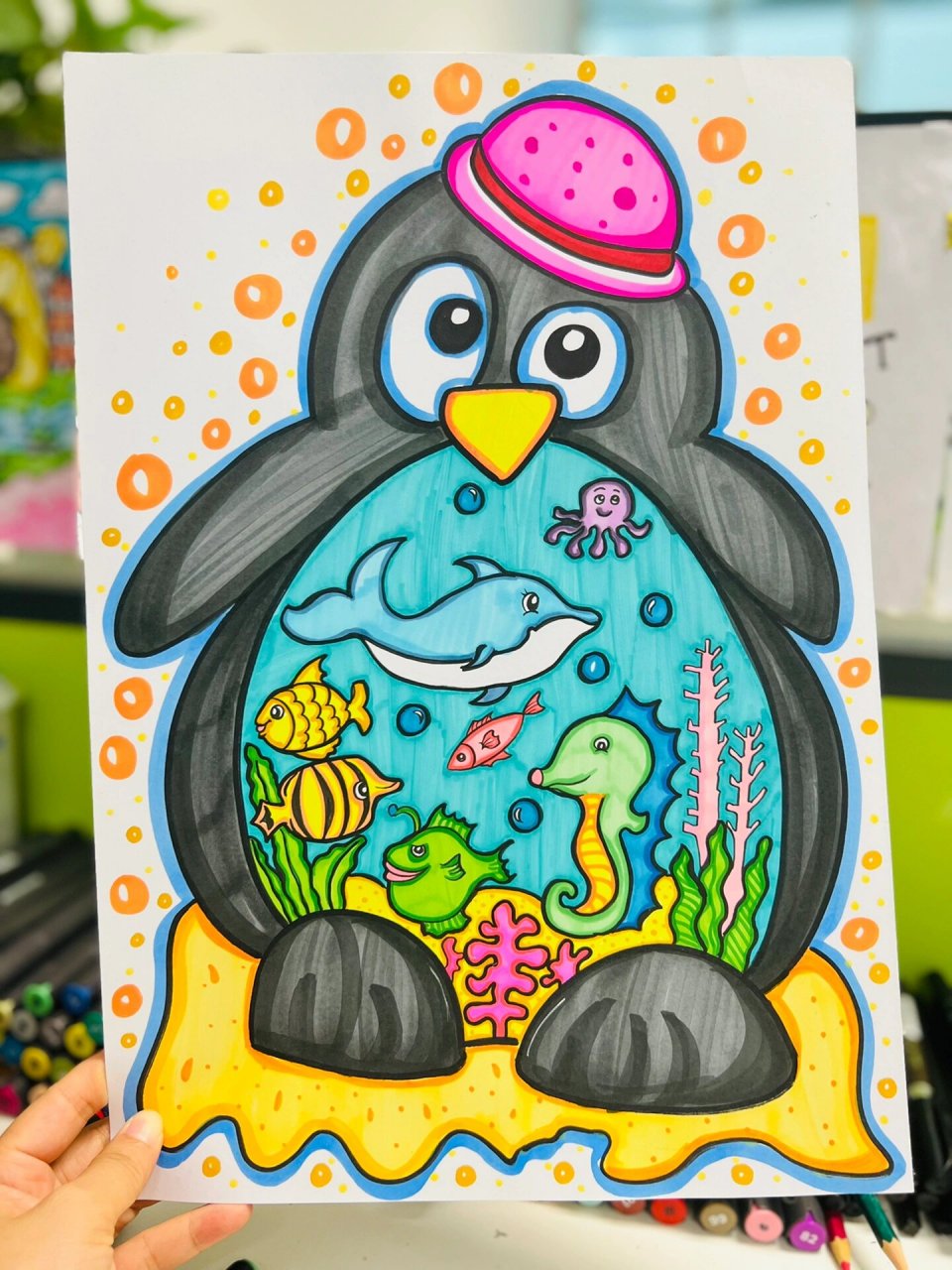 可爱的企鹅🐧肚子里的故事 创意绘画 岭南美术三年级上册  肚子里的