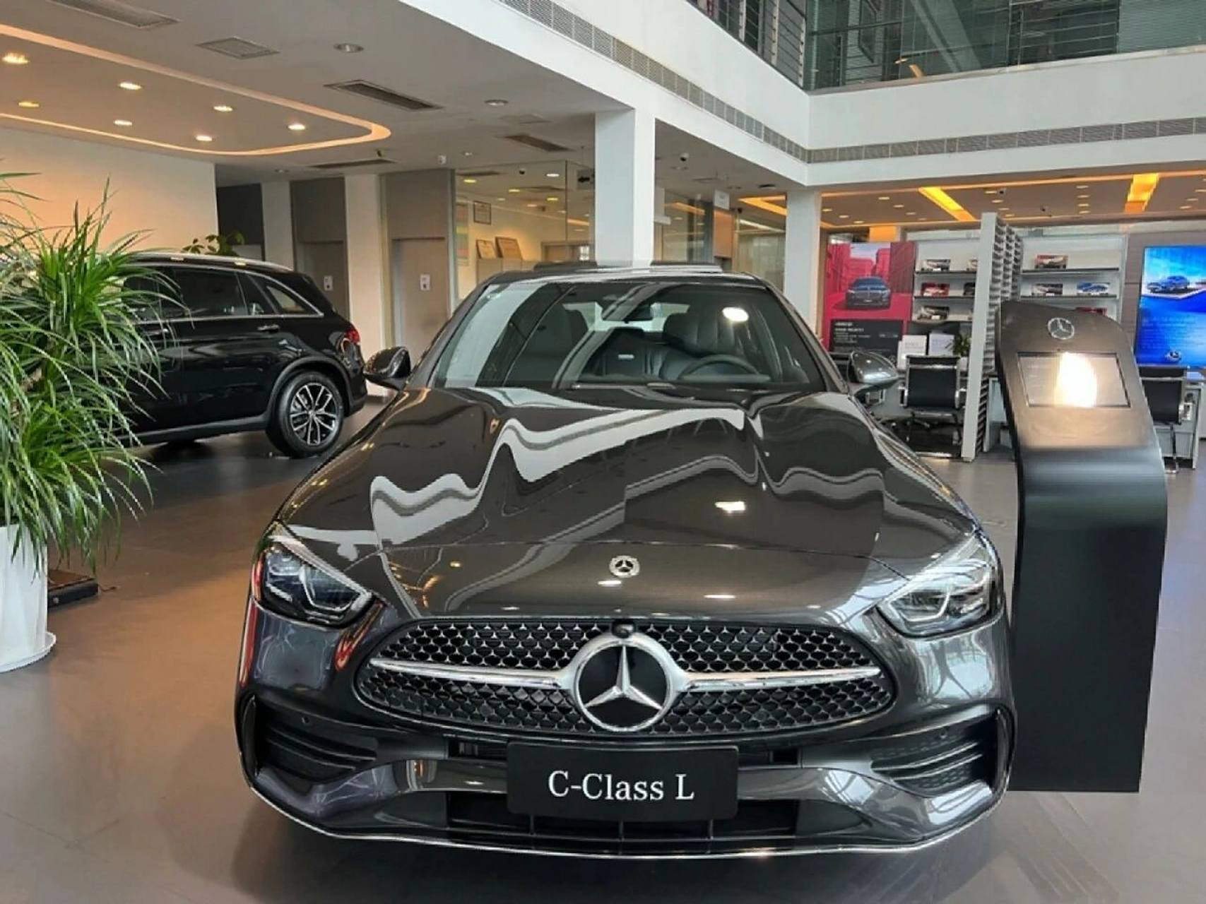 c200l低调神秘的颜色-石墨灰 现车来袭!