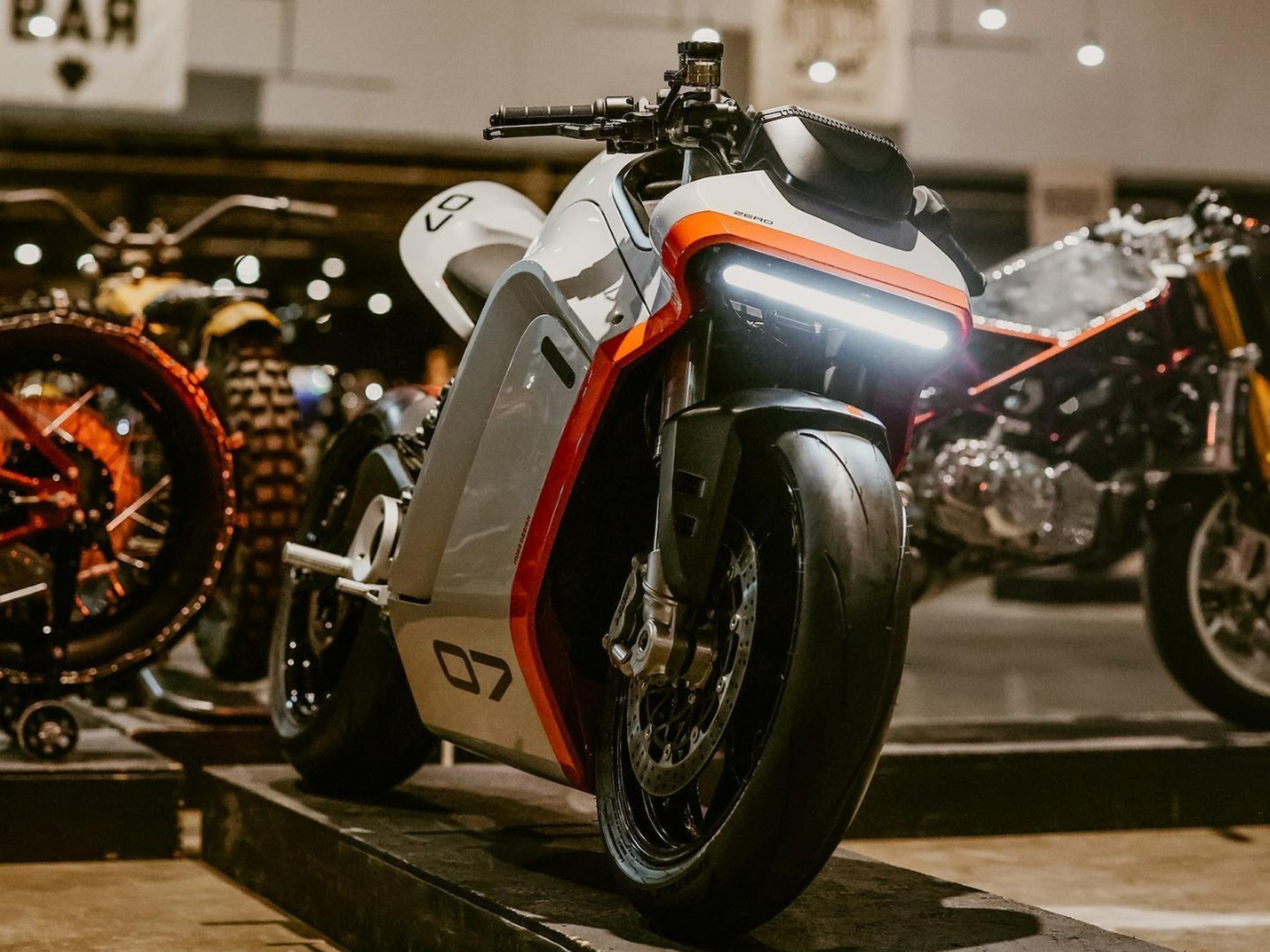 产品设计/工业设计 sr-x智能电动摩托 设计:zeromotorcycles #摩托车