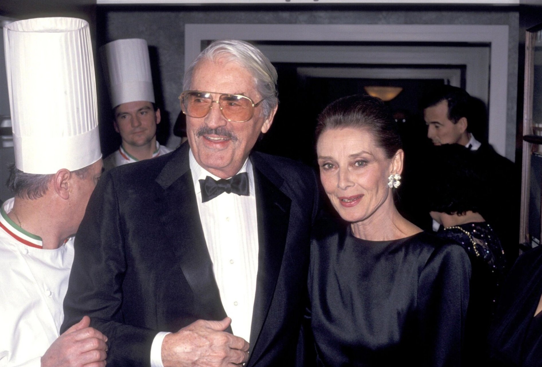 老年的奥黛丽·赫本和格里高利·派克