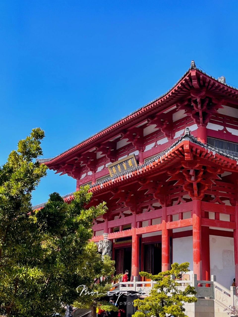 北海小众玩法|在普度寺梦回汉唐海天佛国 普度寺位于北海的冠头岭和流