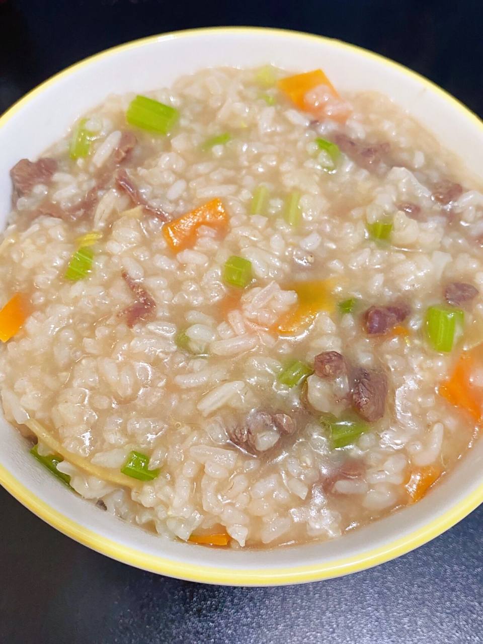 06从小就挑食的我 小时候也是被外公做的胡萝卜牛肉粥给折服了!