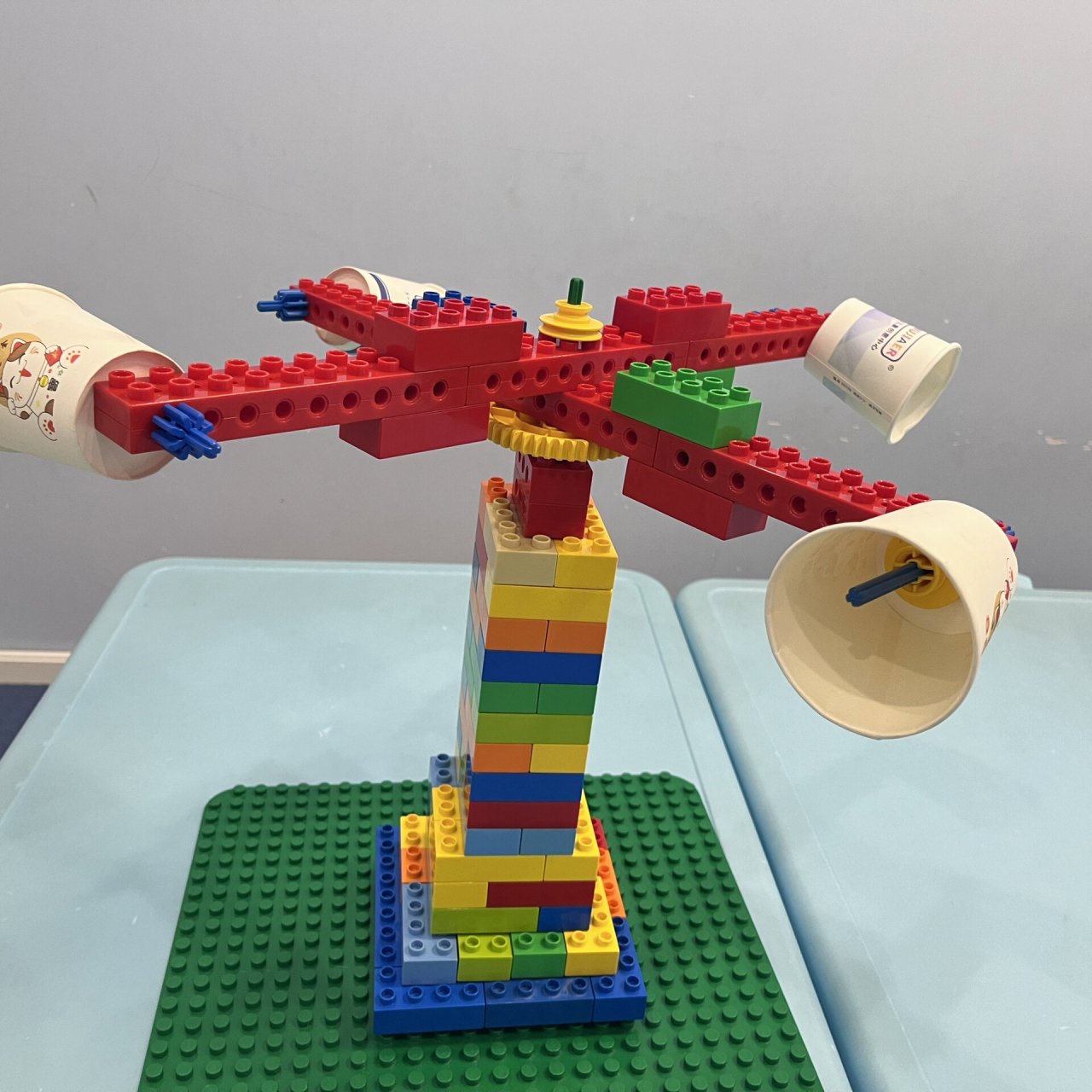 5 乐高《测风仪》 课程主题:《测风仪》 老师:小洋老师99 8215