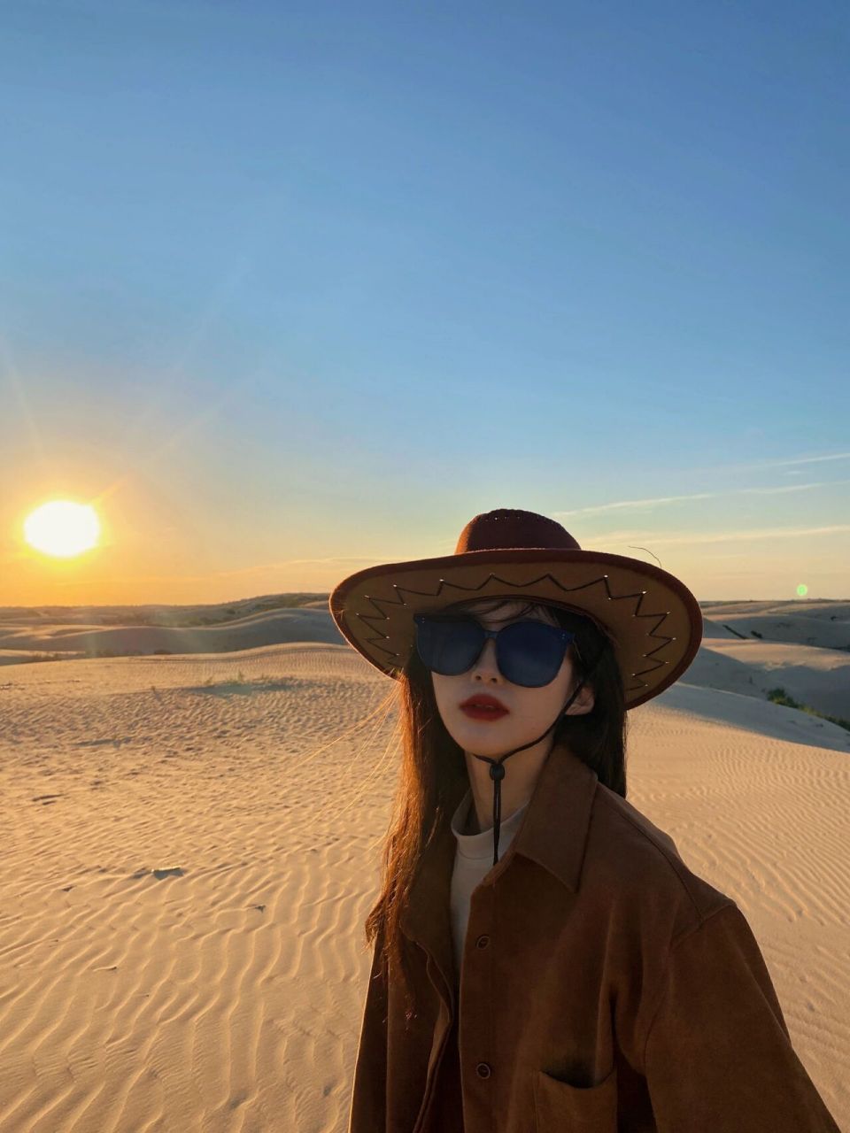 附详细攻略/沙漠穿搭 沙漠真的太出片了!随便加个滤镜都是大片!