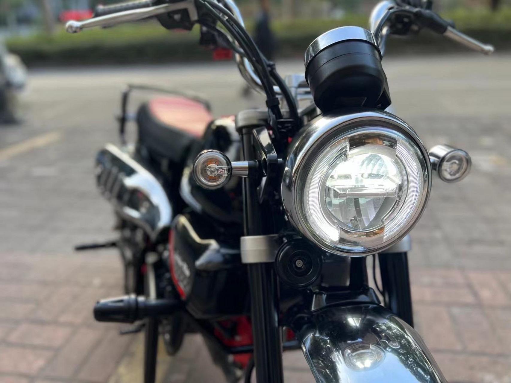 斯托纳 猿猴 电喷125c 熊本手动离合版  粤r带牌协议/ 加装护杠 / 尾