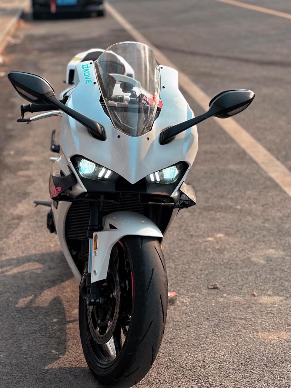 无论哪个角度都好看.凯越450rr