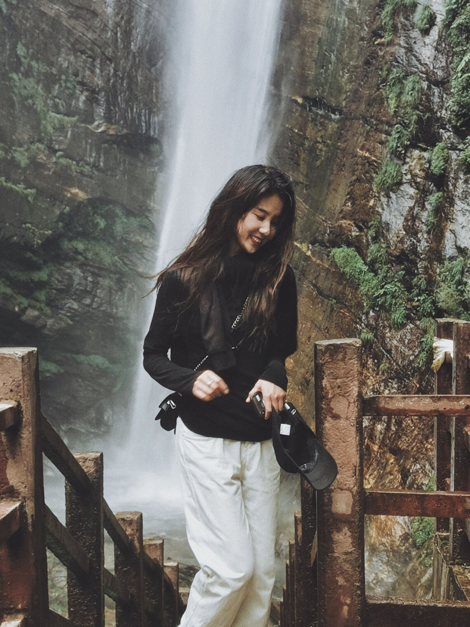 西藏|旅行穿搭-山南市 错那县 遇见最美瀑布 山南市 措那县 - 海拔