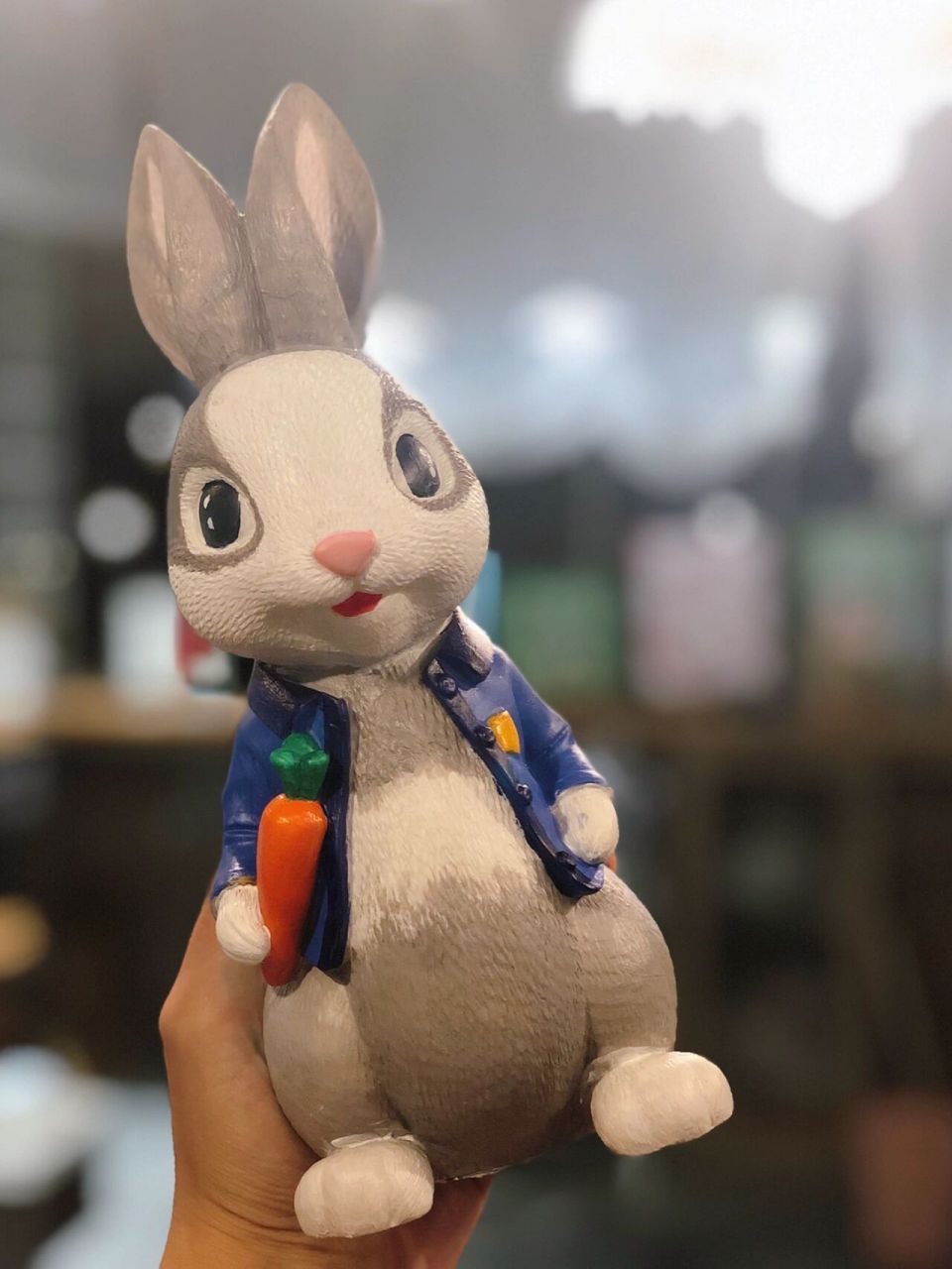 石膏娃娃彼得兔 照着上搜到的图p4来画的～没想到竟然成功啦!