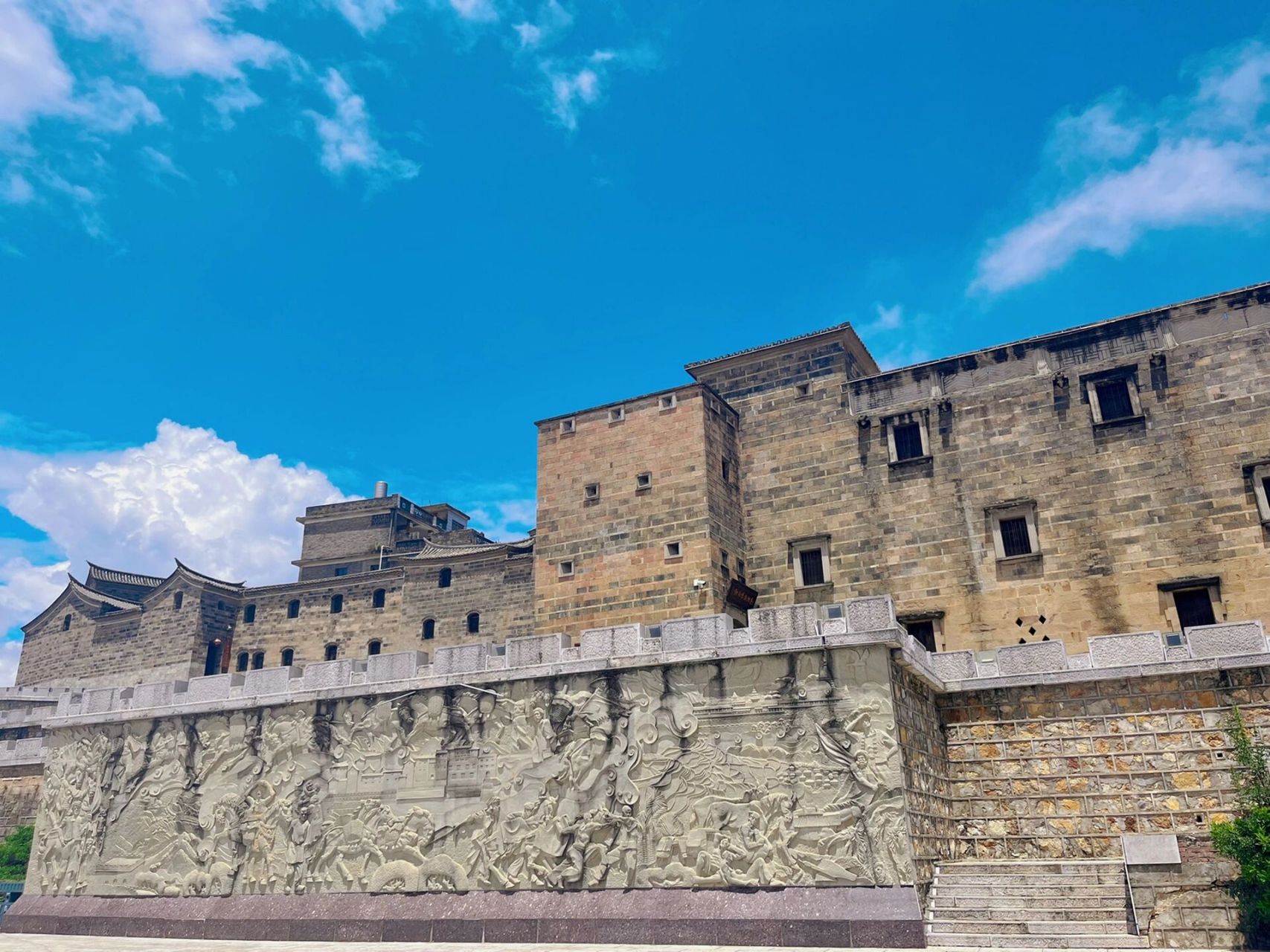 红河迤萨镇 |自由在风里 答案在路上 从昆明去建水的路上 先去了这个