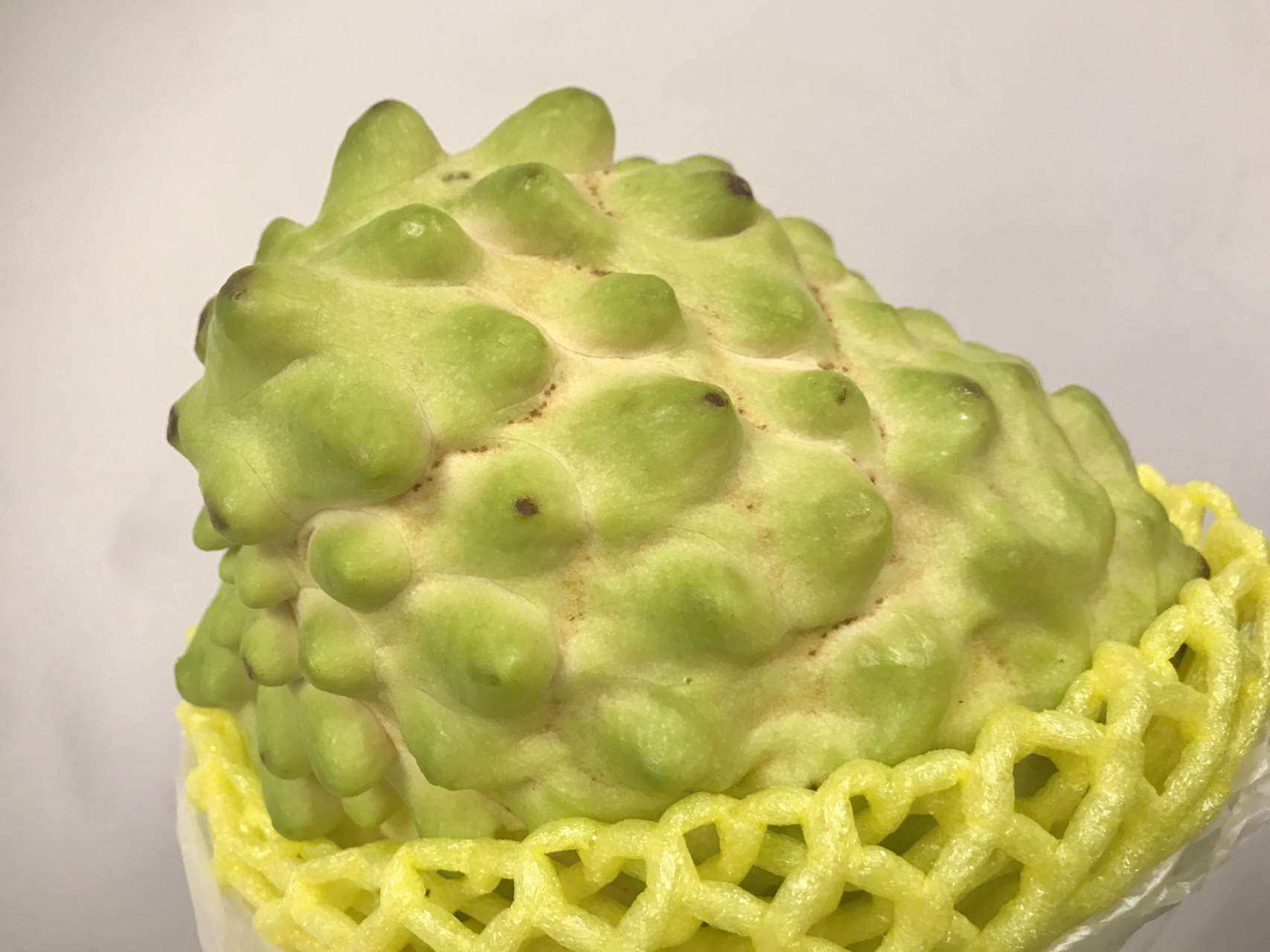 9396世界上最甜的水果——释迦果 释迦果又称番荔枝,是世界上最甜