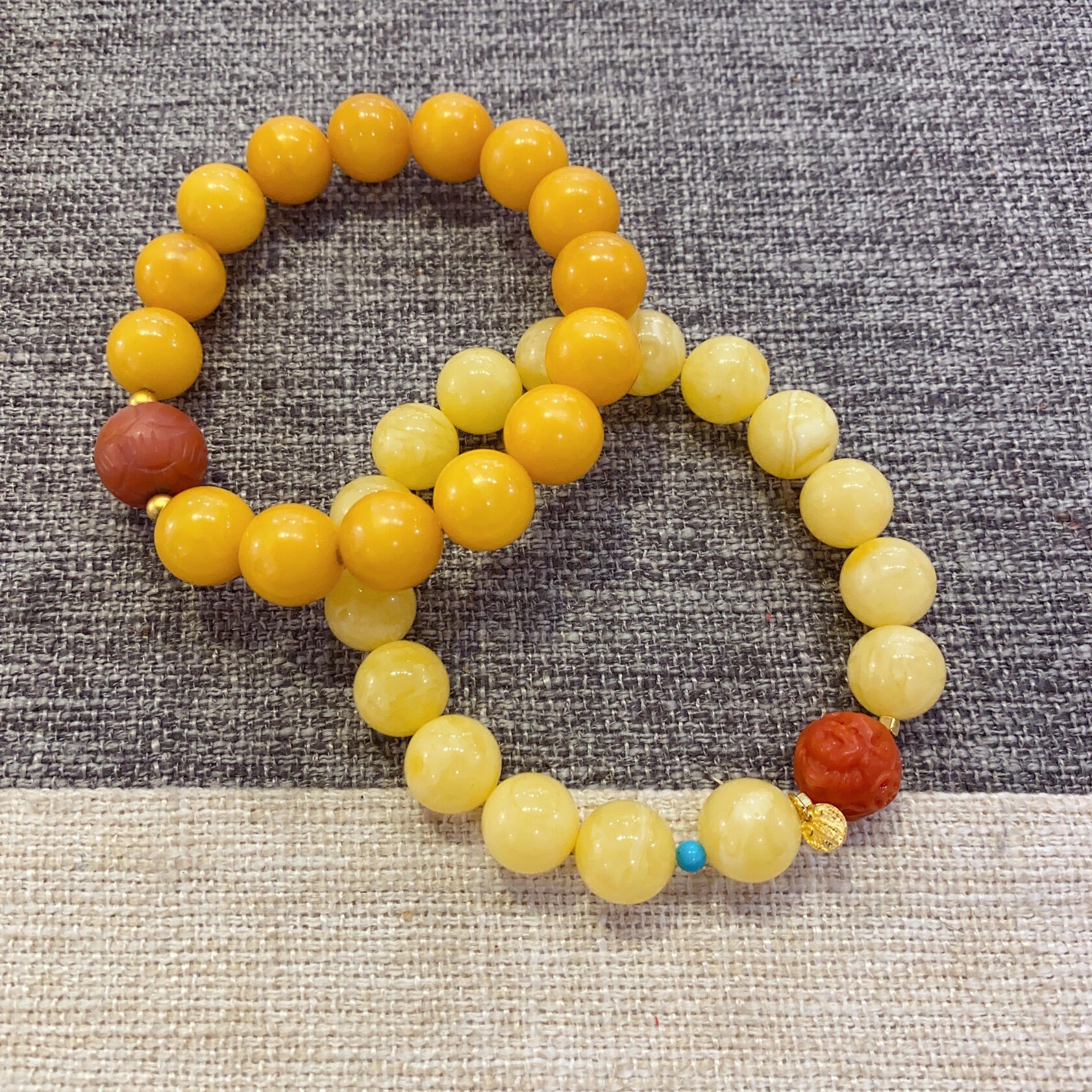 啊啊啊 我真的爱惨了蜜蜡盘玩之后的光泽!