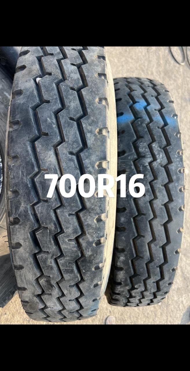 二手玲珑700r16全钢丝轮胎.