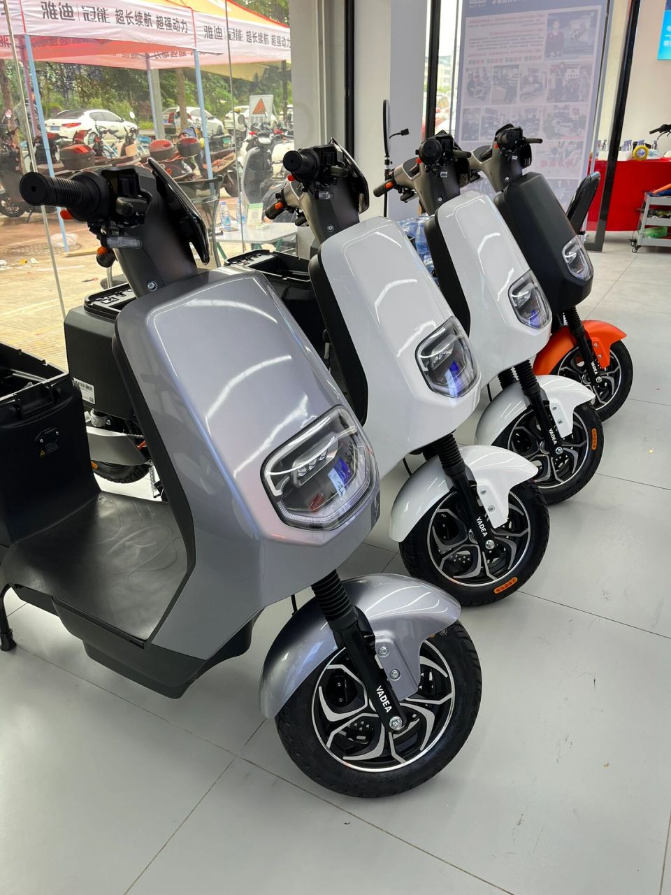 雅迪欧雷,方正外观,时尚有型