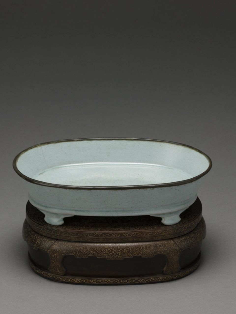 16615-26615  北宋丨汝窑青瓷无纹水仙盆 高6