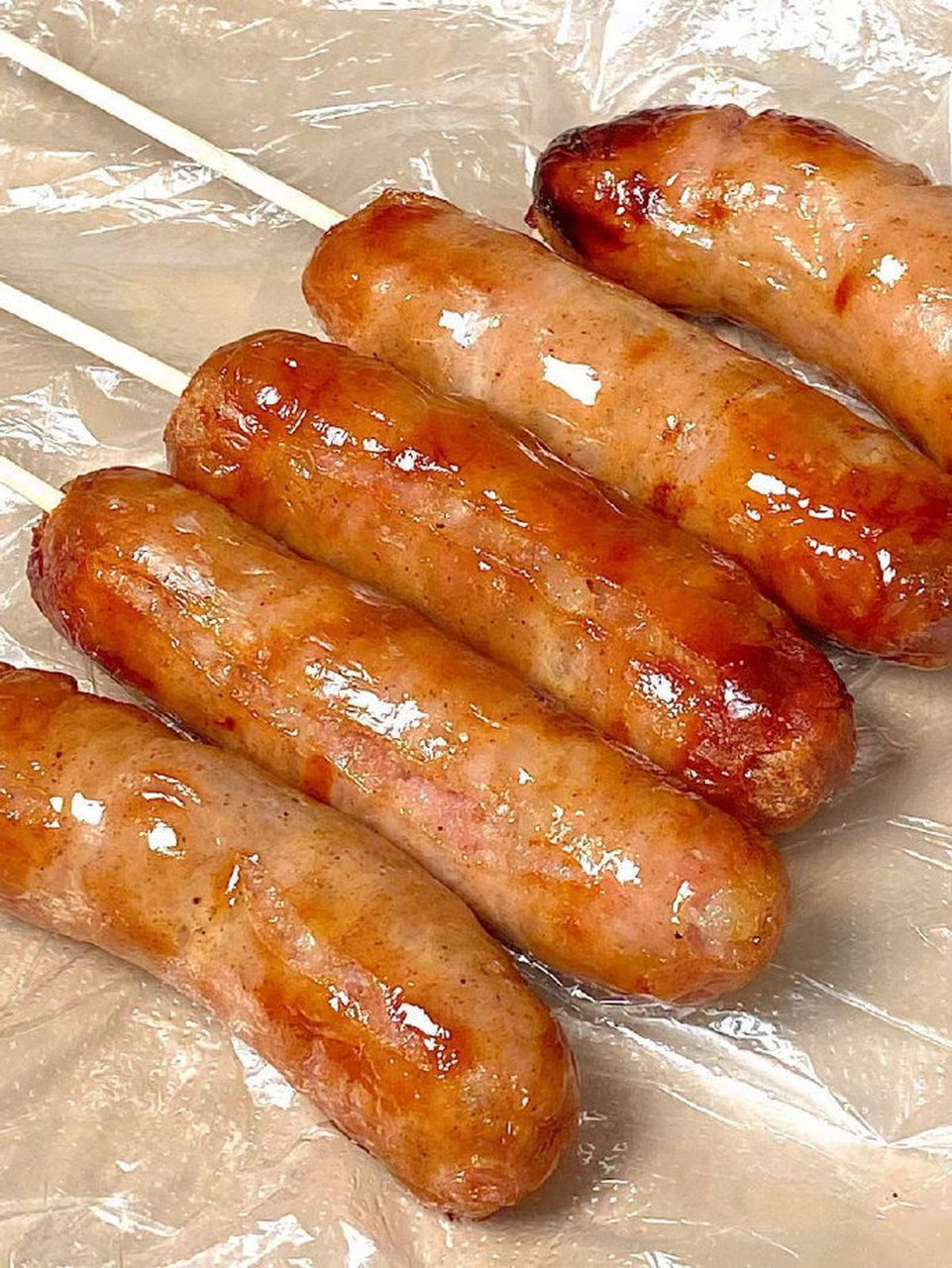 这个一盒是5根的,80%以上的猪肉含量 肉质紧实q弹