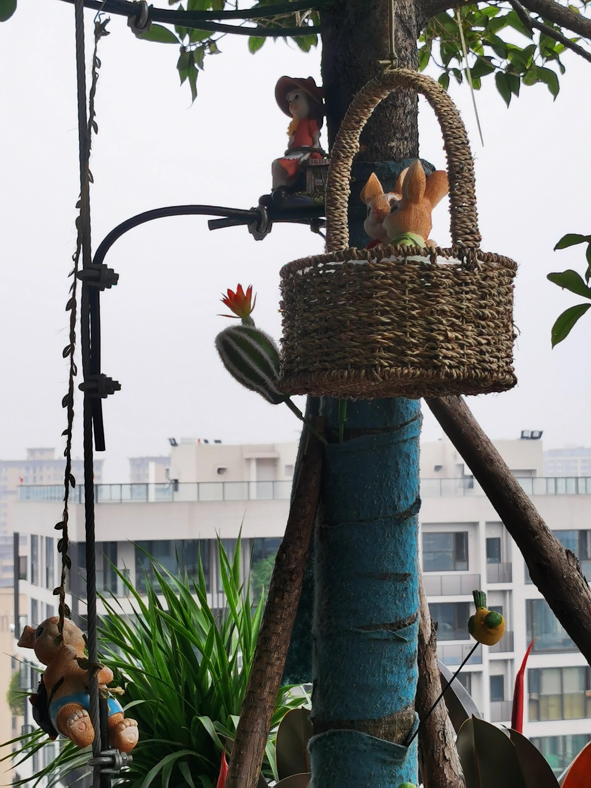 德阳蓝点. 水岸花都