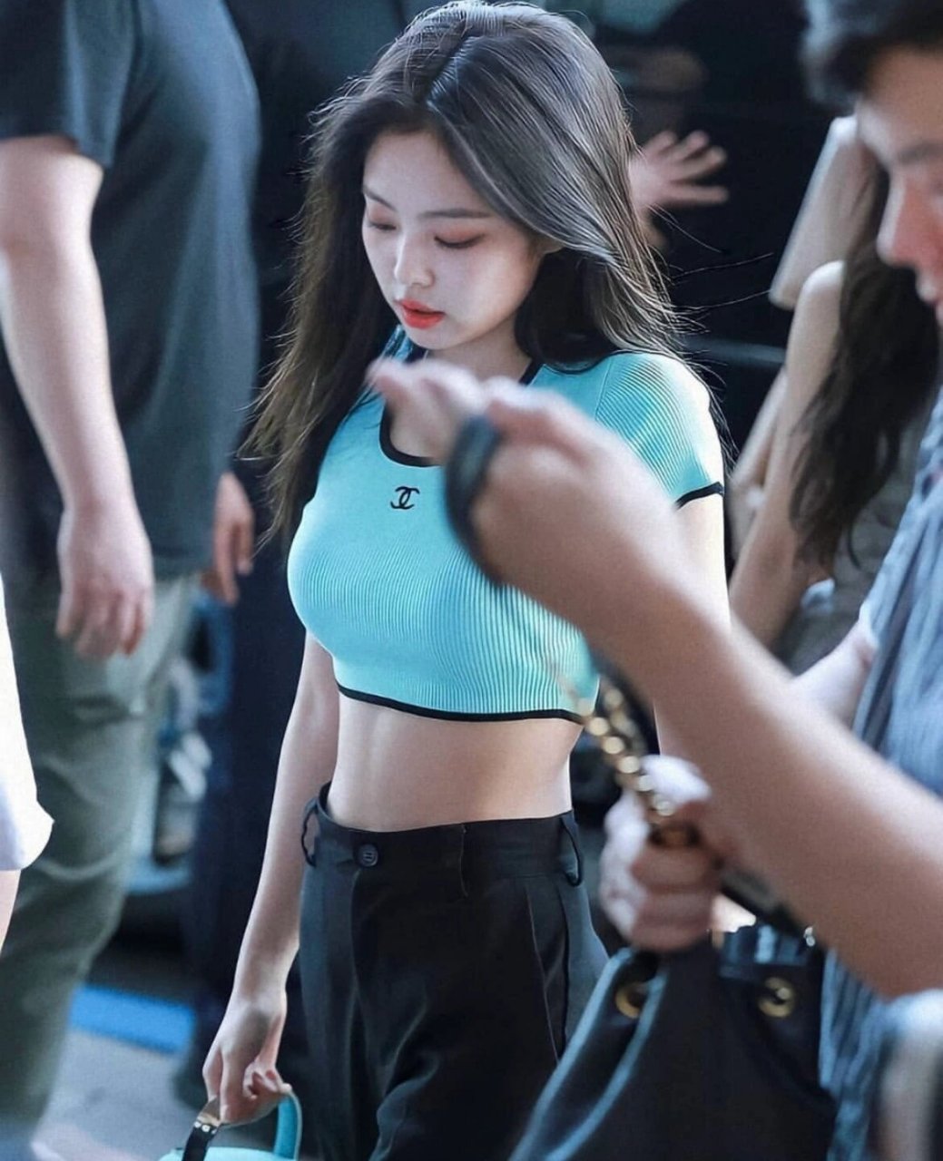 jennie 一眼万年99 分享今日份妮妮子